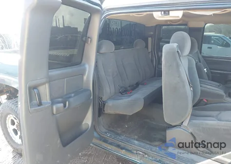 2003 Chevrolet Silverado 2500Hd Ls из США, поврежденный, VIN 1GCHK29U43E171792